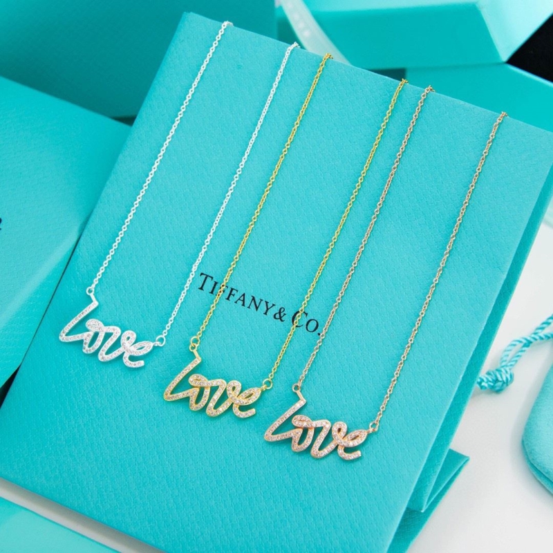 T*f*ny necklaces